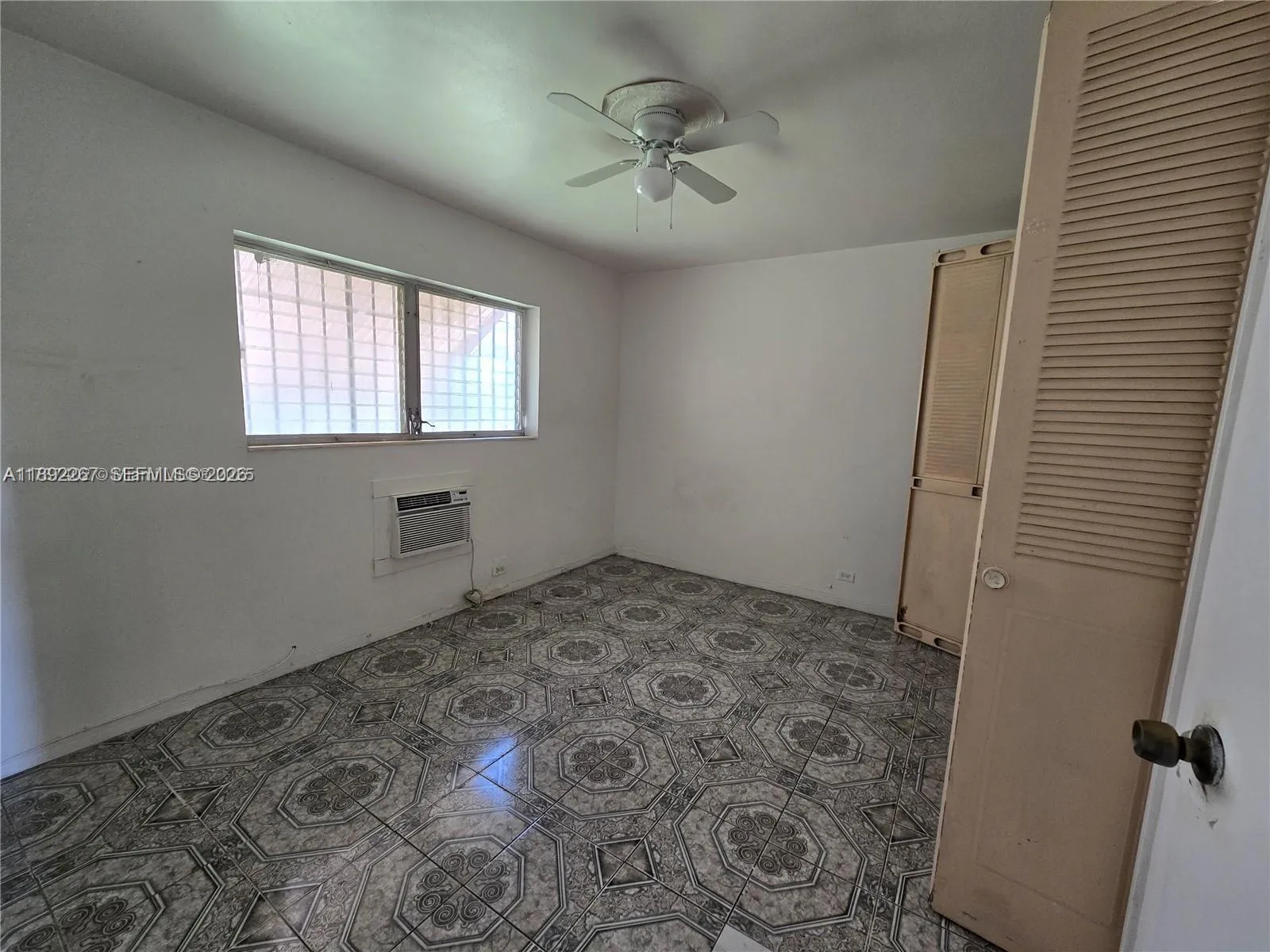 70 Nw 77th St 11, Miami, Florida 33150, Miami, Florida 33150, 1 Bedroom Bedrooms, ,1 BathroomBathrooms,Residential,For Sale,70 Nw 77th St 11, Miami, Florida 33150,A11892267