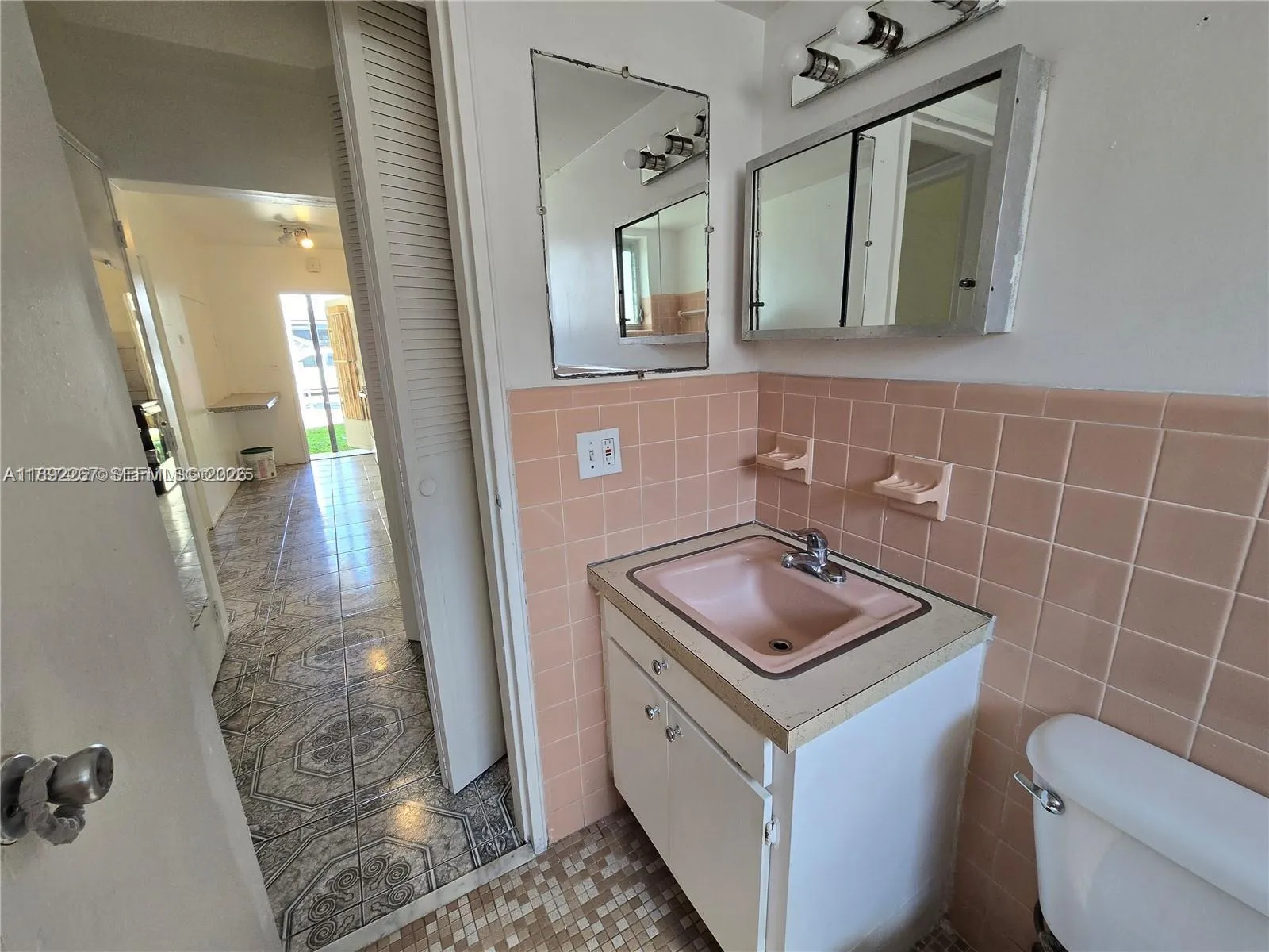 70 Nw 77th St 11, Miami, Florida 33150, Miami, Florida 33150, 1 Bedroom Bedrooms, ,1 BathroomBathrooms,Residential,For Sale,70 Nw 77th St 11, Miami, Florida 33150,A11892267