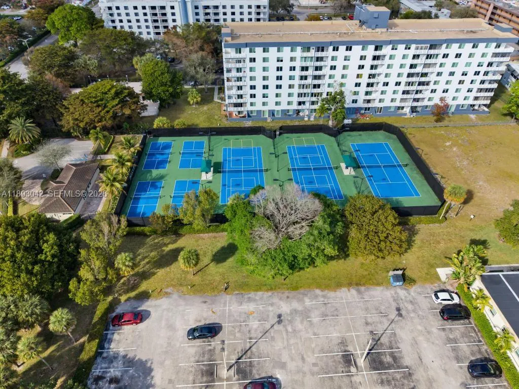 1422 Silk Oak Dr, Hollywood, Florida 33021, Hollywood, Florida 33021, 3 Bedrooms Bedrooms, ,2 BathroomsBathrooms,Residential,For Sale,1422 Silk Oak Dr, Hollywood, Florida 33021,A11893042