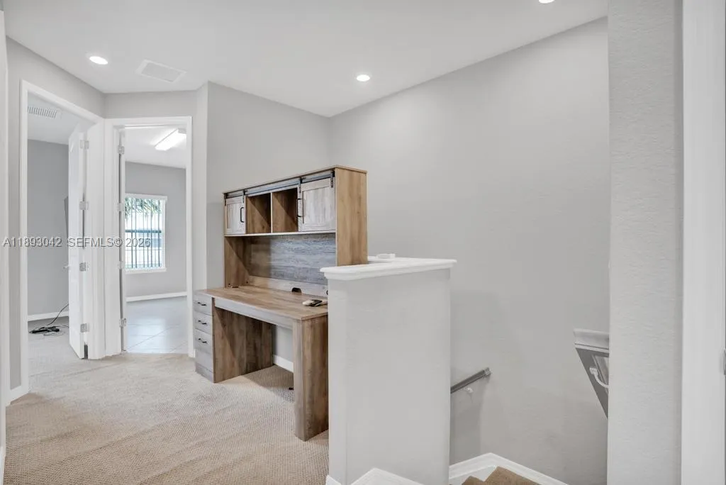 1422 Silk Oak Dr, Hollywood, Florida 33021, Hollywood, Florida 33021, 3 Bedrooms Bedrooms, ,2 BathroomsBathrooms,Residential,For Sale,1422 Silk Oak Dr, Hollywood, Florida 33021,A11893042