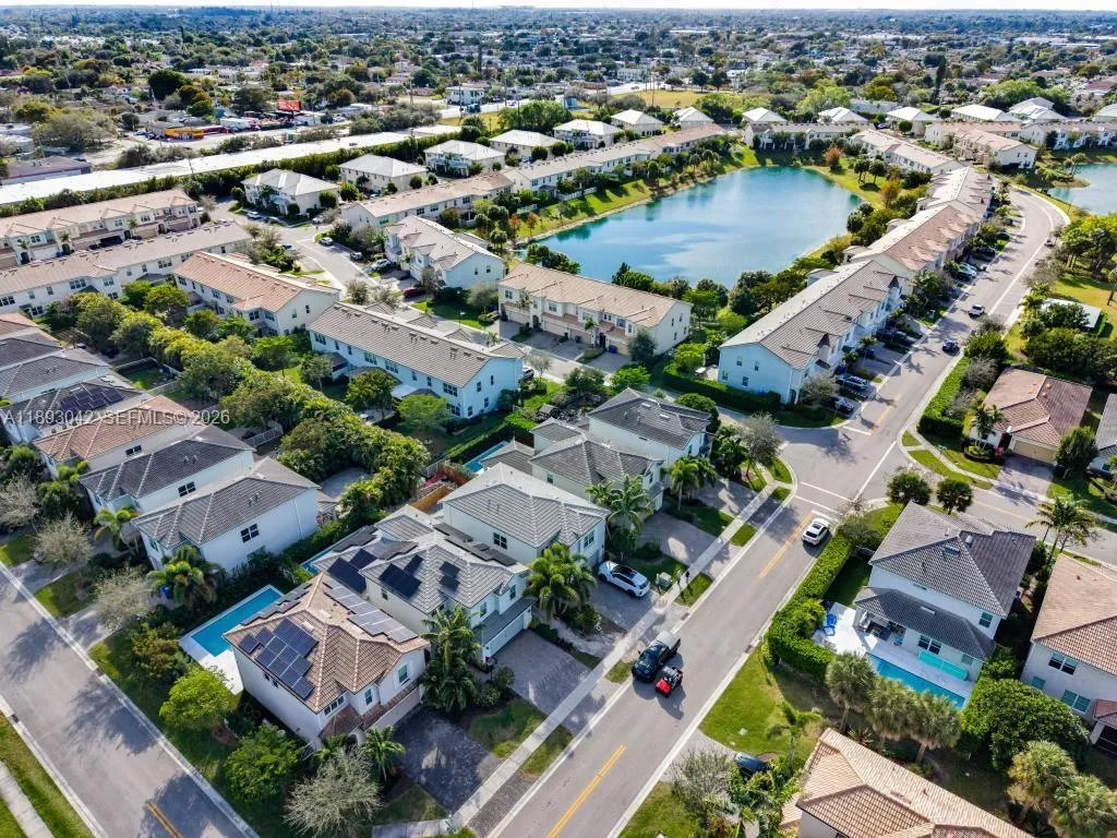 1422 Silk Oak Dr, Hollywood, Florida 33021, Hollywood, Florida 33021, 3 Bedrooms Bedrooms, ,2 BathroomsBathrooms,Residential,For Sale,1422 Silk Oak Dr, Hollywood, Florida 33021,A11893042