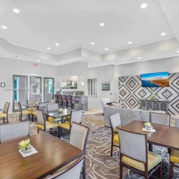 1422 Silk Oak Dr, Hollywood, Florida 33021, Hollywood, Florida 33021, 3 Bedrooms Bedrooms, ,2 BathroomsBathrooms,Residential,For Sale,1422 Silk Oak Dr, Hollywood, Florida 33021,A11893042