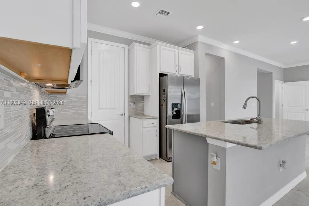 1422 Silk Oak Dr, Hollywood, Florida 33021, Hollywood, Florida 33021, 3 Bedrooms Bedrooms, ,2 BathroomsBathrooms,Residential,For Sale,1422 Silk Oak Dr, Hollywood, Florida 33021,A11893042