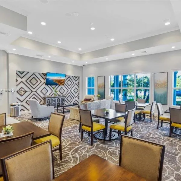 1422 Silk Oak Dr, Hollywood, Florida 33021, Hollywood, Florida 33021, 3 Bedrooms Bedrooms, ,2 BathroomsBathrooms,Residential,For Sale,1422 Silk Oak Dr, Hollywood, Florida 33021,A11893042