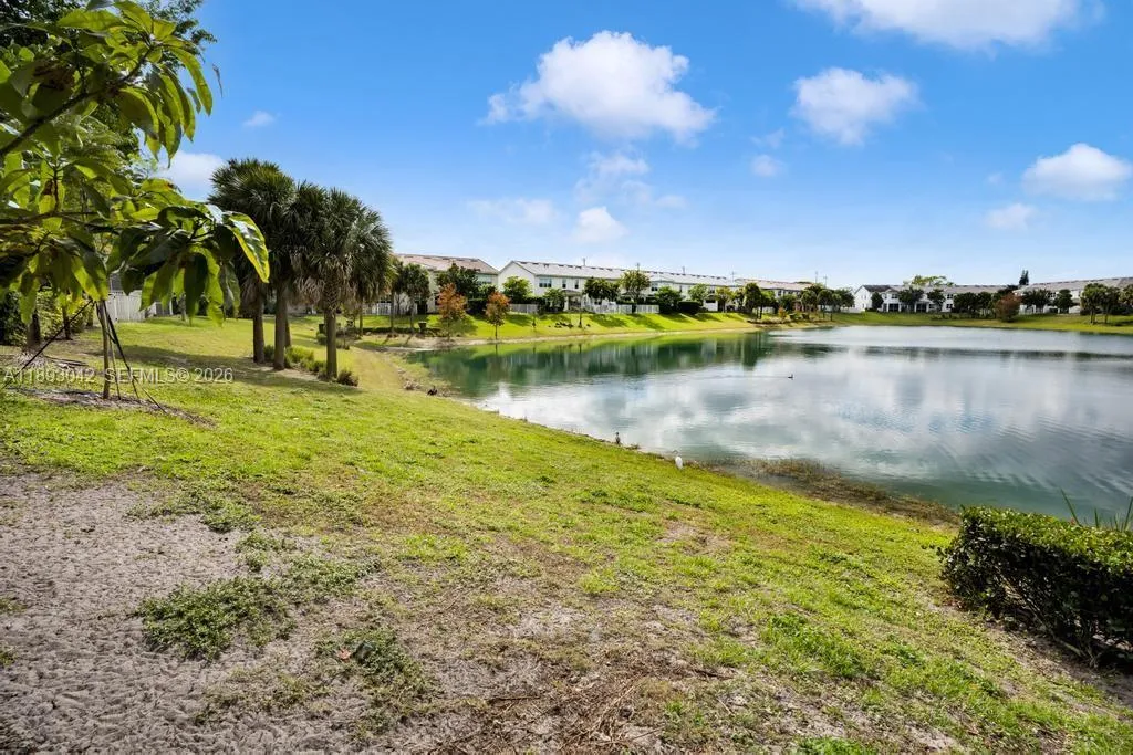 1422 Silk Oak Dr, Hollywood, Florida 33021, Hollywood, Florida 33021, 3 Bedrooms Bedrooms, ,2 BathroomsBathrooms,Residential,For Sale,1422 Silk Oak Dr, Hollywood, Florida 33021,A11893042