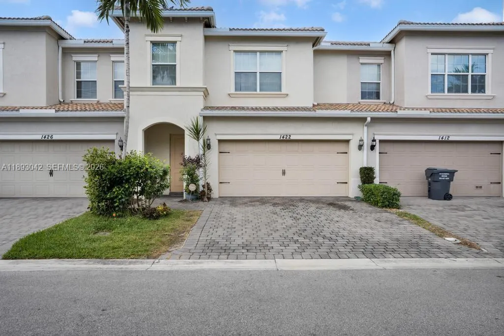 1422 Silk Oak Dr, Hollywood, Florida 33021, Hollywood, Florida 33021, 3 Bedrooms Bedrooms, ,2 BathroomsBathrooms,Residential,For Sale,1422 Silk Oak Dr, Hollywood, Florida 33021,A11893042