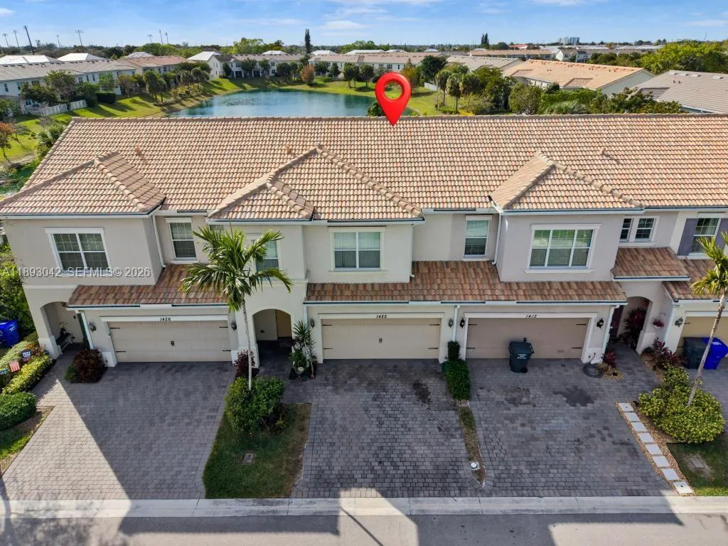 1422 Silk Oak Dr, Hollywood, Florida 33021, Hollywood, Florida 33021, 3 Bedrooms Bedrooms, ,2 BathroomsBathrooms,Residential,For Sale,1422 Silk Oak Dr, Hollywood, Florida 33021,A11893042
