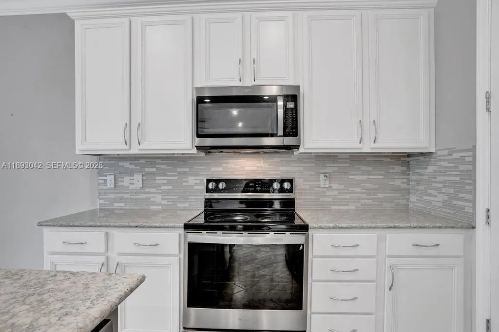 1422 Silk Oak Dr, Hollywood, Florida 33021, Hollywood, Florida 33021, 3 Bedrooms Bedrooms, ,2 BathroomsBathrooms,Residential,For Sale,1422 Silk Oak Dr, Hollywood, Florida 33021,A11893042