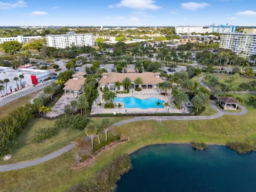 1422 Silk Oak Dr, Hollywood, Florida 33021, Hollywood, Florida 33021, 3 Bedrooms Bedrooms, ,2 BathroomsBathrooms,Residential,For Sale,1422 Silk Oak Dr, Hollywood, Florida 33021,A11893042