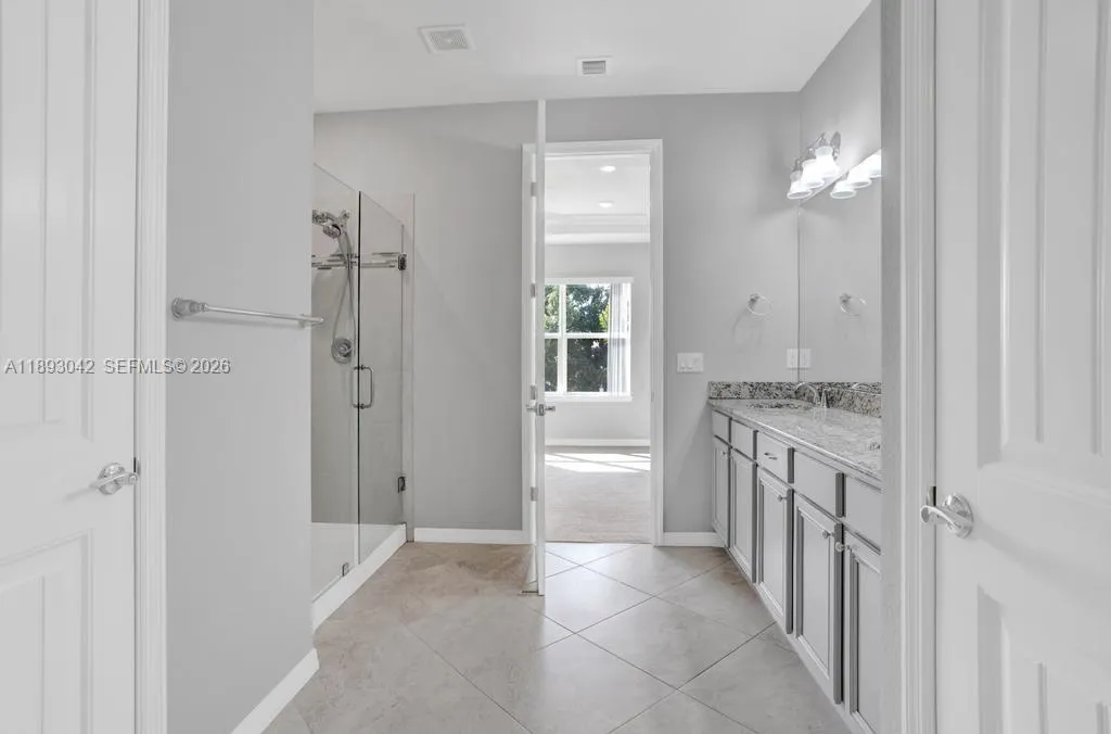 1422 Silk Oak Dr, Hollywood, Florida 33021, Hollywood, Florida 33021, 3 Bedrooms Bedrooms, ,2 BathroomsBathrooms,Residential,For Sale,1422 Silk Oak Dr, Hollywood, Florida 33021,A11893042