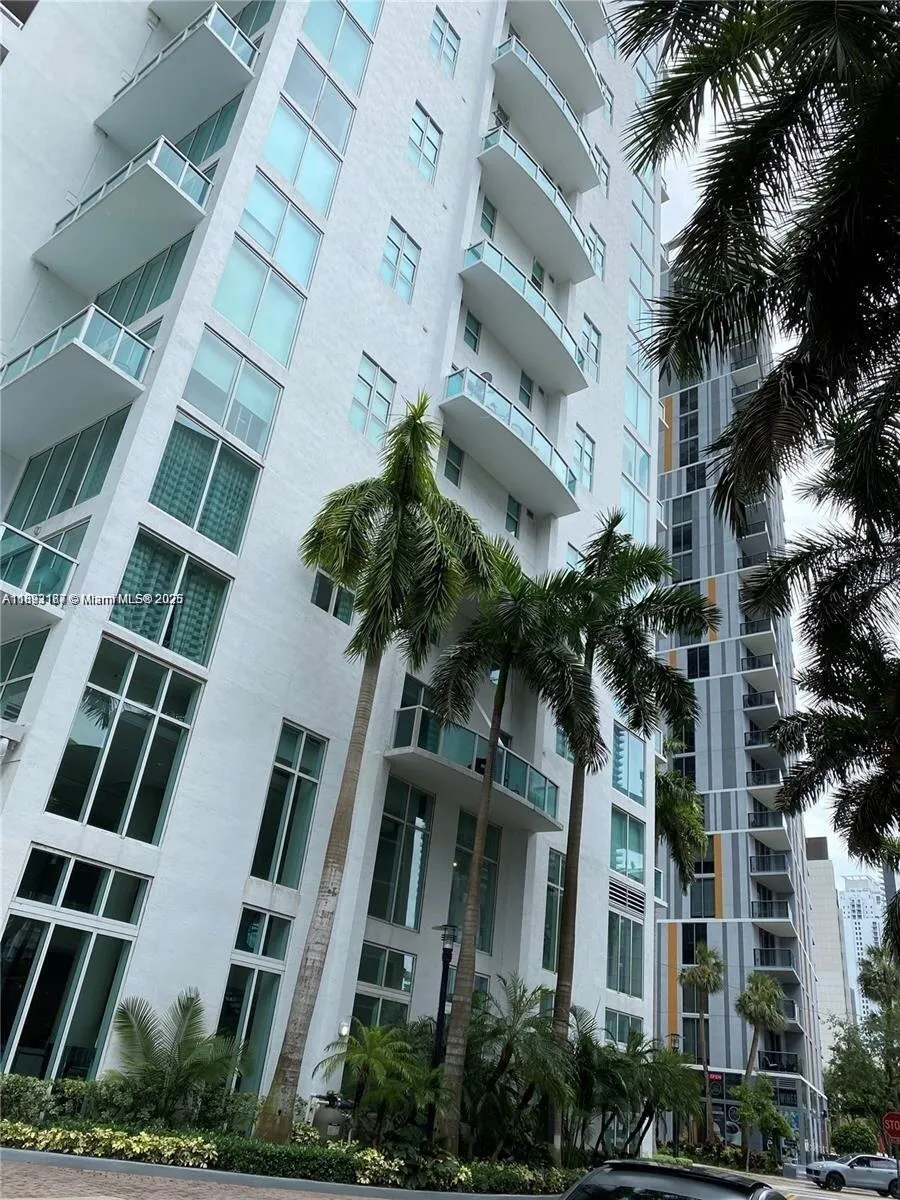 41 Se 5th St 717, Miami, Florida 33131, Miami, Florida 33131, 2 Bedrooms Bedrooms, ,2 BathroomsBathrooms,Residential Lease,For Rent,41 Se 5th St 717, Miami, Florida 33131,A11893187