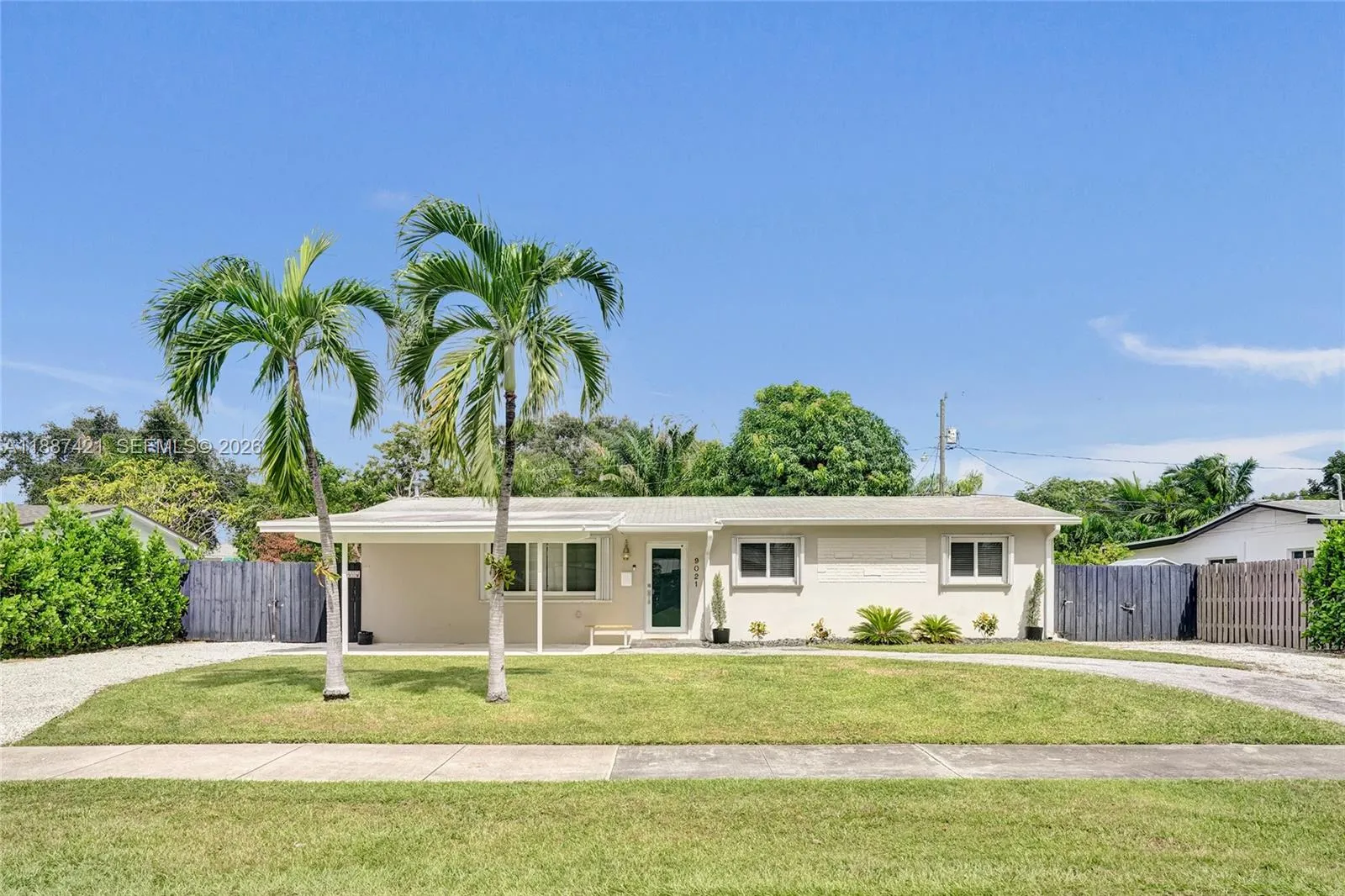 9021 Sw 197th St, Cutler Bay, Florida 33157, Cutler Bay, Florida 33157, 3 Bedrooms Bedrooms, ,2 BathroomsBathrooms,Residential,For Sale,9021 Sw 197th St, Cutler Bay, Florida 33157,A11887421