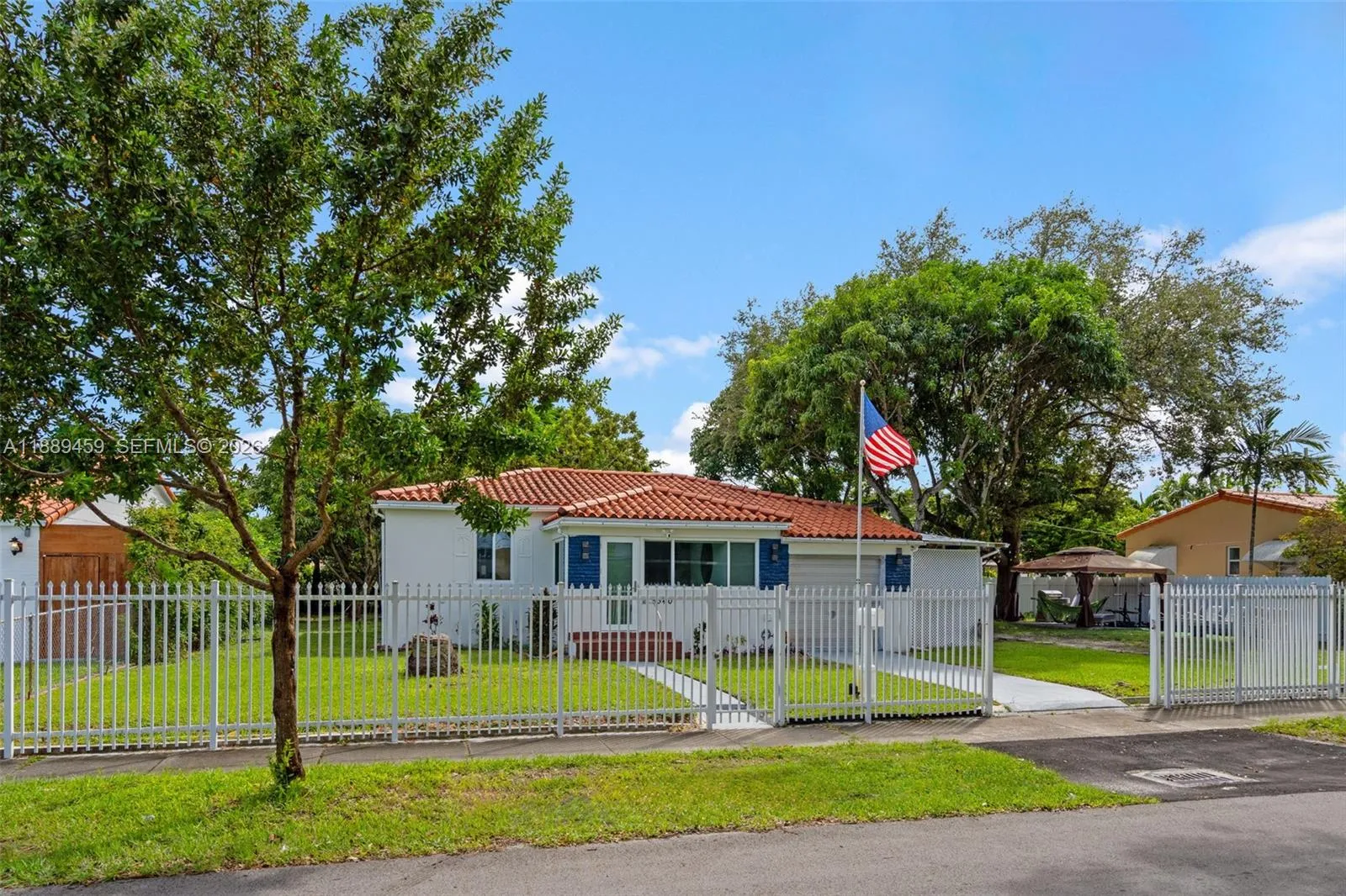 5340 Sw 5th St, Miami, Florida 33134, Miami, Florida 33134, 3 Bedrooms Bedrooms, 1 Room Rooms,2 BathroomsBathrooms,Residential,For Sale,5340 Sw 5th St, Miami, Florida 33134,A11889459
