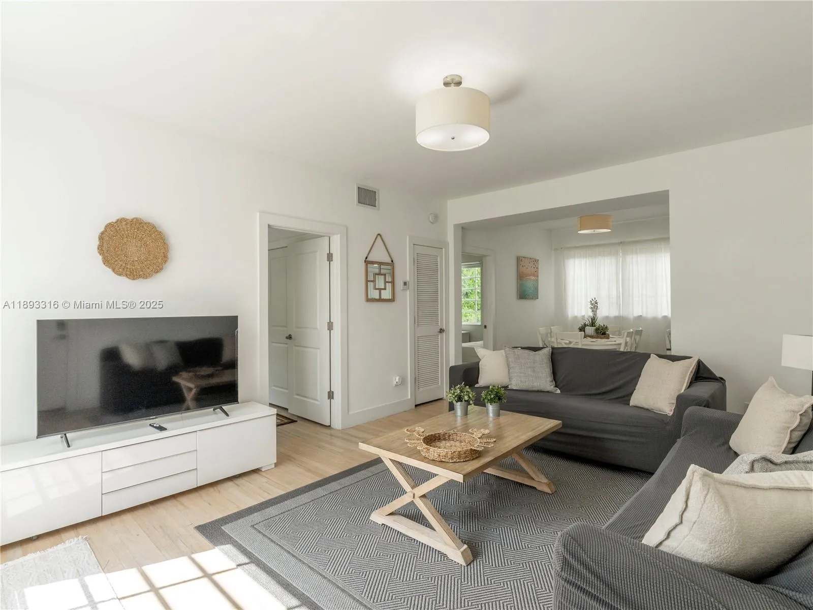 241 28th St 1, Miami Beach, Florida 33140, Miami Beach, Florida 33140, 2 Bedrooms Bedrooms, ,1 BathroomBathrooms,Residential Lease,For Rent,241 28th St 1, Miami Beach, Florida 33140,A11893316 241 28th St 1, Miami Beach, Florida 33140, Miami Beach, Florida 33140, 2 Bedrooms Bedrooms, ,1 BathroomBathrooms,Residential Lease,For Rent,241 28th St 1, Miami Beach, Florida 33140,A11893316