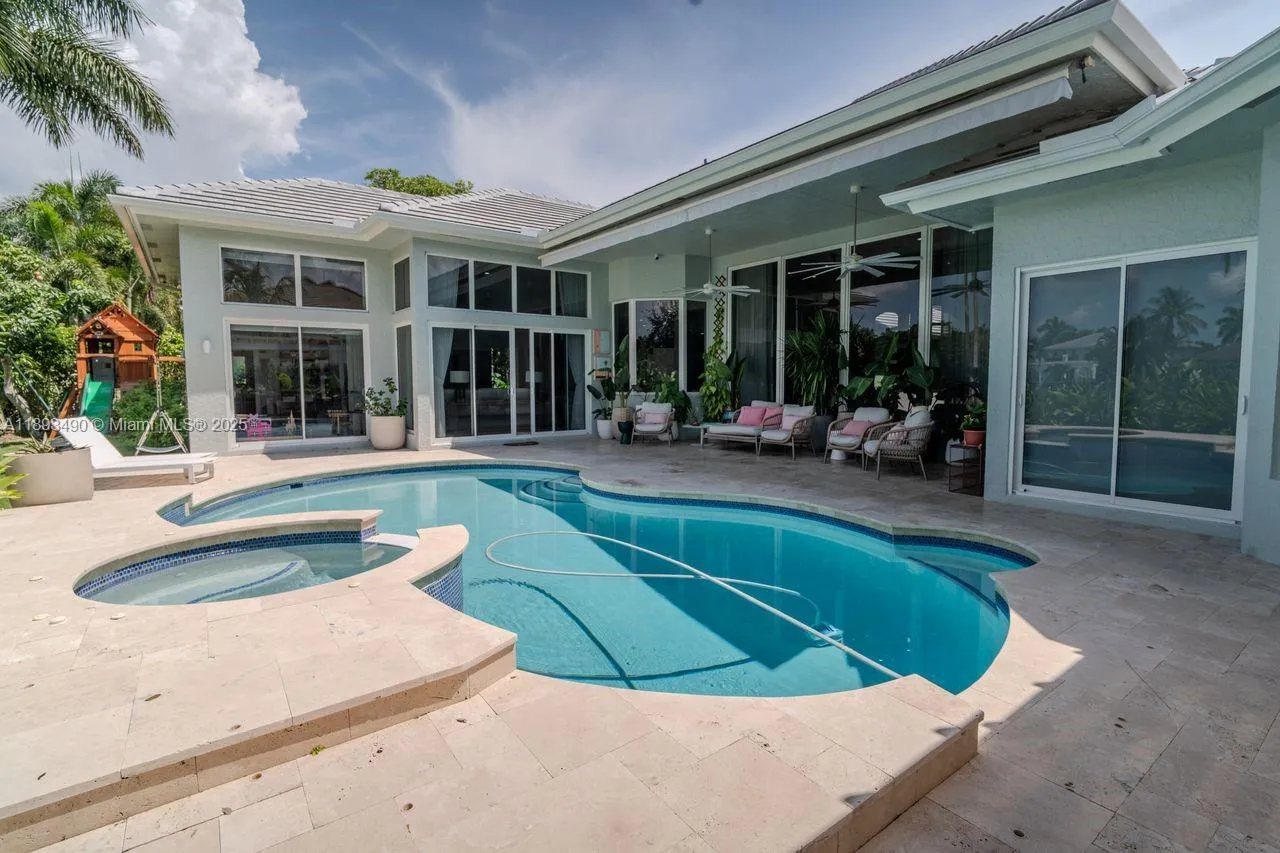 2493 Poinciana Dr, Weston, Florida 33327, Weston, Florida 33327, 4 Bedrooms Bedrooms, ,4 BathroomsBathrooms,Residential Lease,For Rent,2493 Poinciana Dr, Weston, Florida 33327,A11893490
