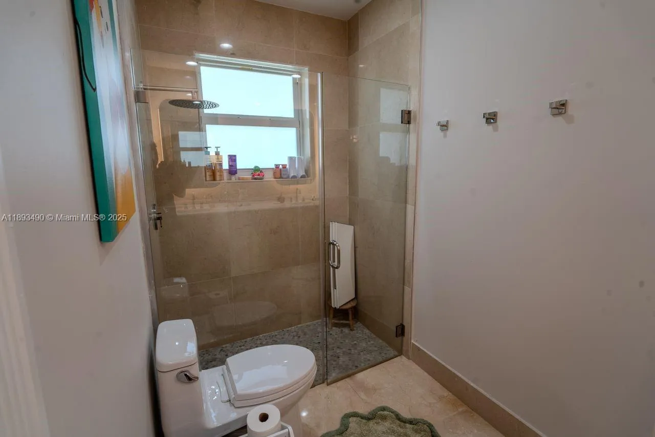 2493 Poinciana Dr, Weston, Florida 33327, Weston, Florida 33327, 4 Bedrooms Bedrooms, ,4 BathroomsBathrooms,Residential Lease,For Rent,2493 Poinciana Dr, Weston, Florida 33327,A11893490
