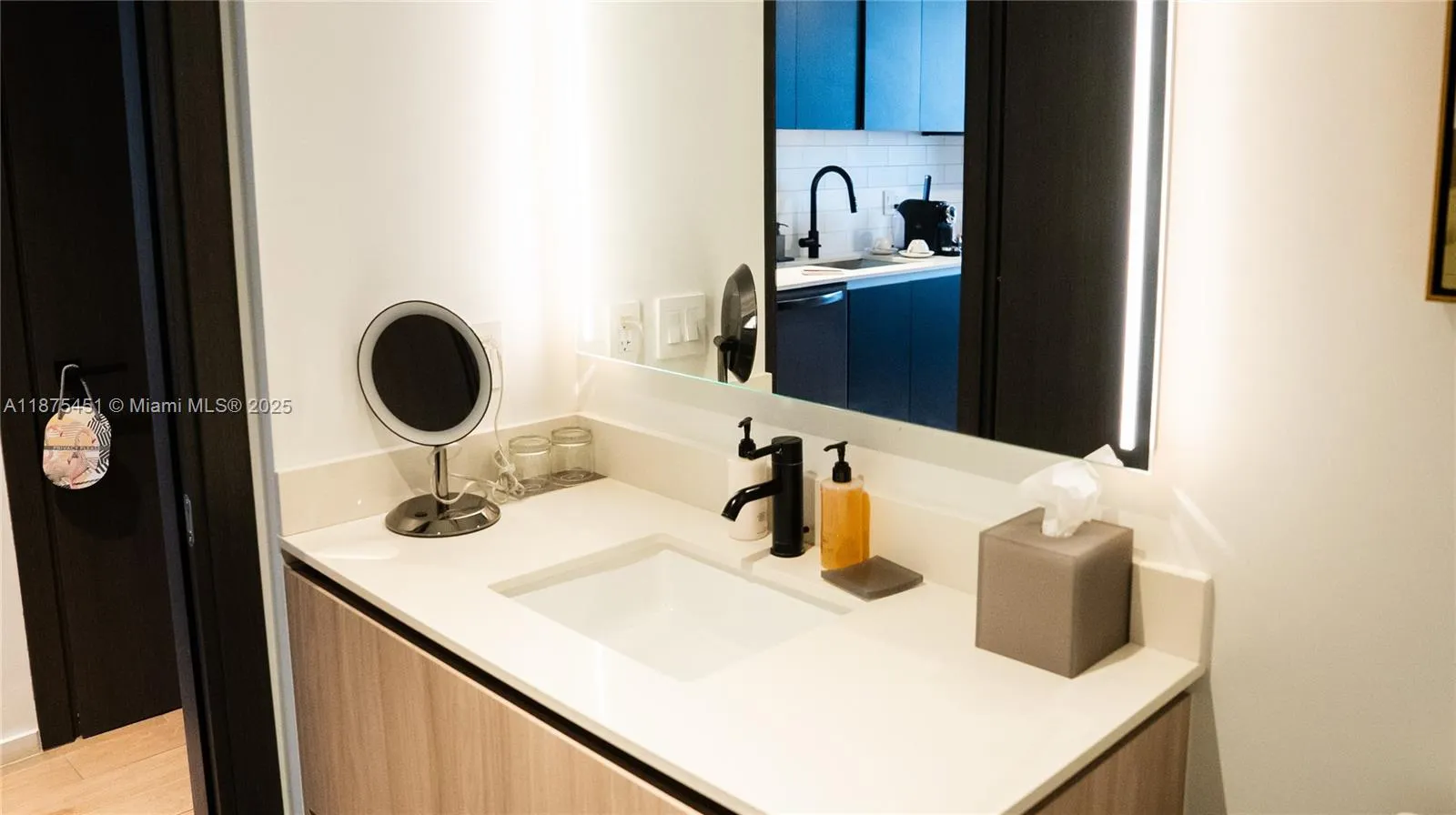 398 Ne 5th St 3612, Miami, Florida 33132, Miami, Florida 33132, ,1 BathroomBathrooms,Residential Lease,For Rent,398 Ne 5th St 3612, Miami, Florida 33132,A11875451