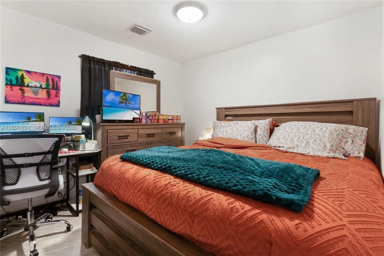 219 Nw 7th Ct, Hallandale Beach, Florida 33009, Hallandale Beach, Florida 33009, ,Residential Income,For Sale,219 Nw 7th Ct, Hallandale Beach, Florida 33009,A11893394