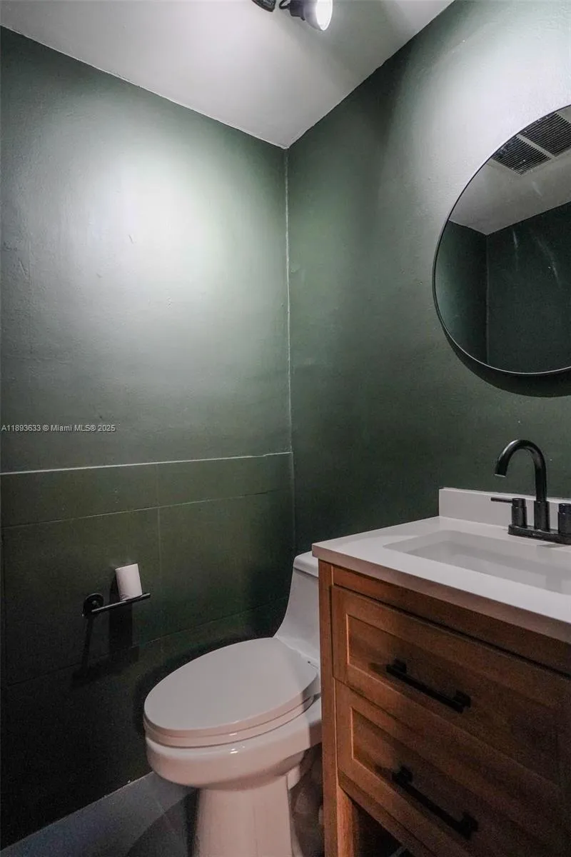 2301 Nw 7th Pl, Miami, Florida 33127, Miami, Florida 33127, ,Commercial Sale,For Sale,2301 Nw 7th Pl, Miami, Florida 33127,A11893633