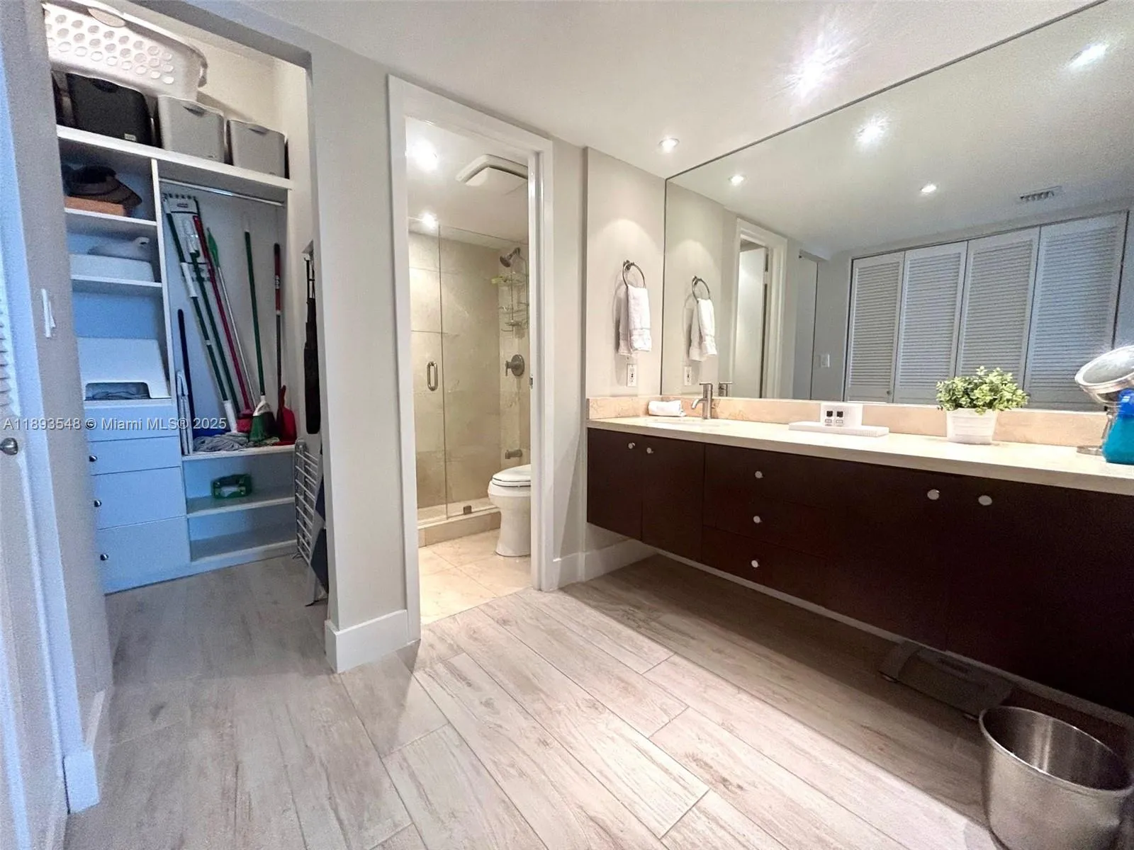 100 Bayview Dr Ph08, Sunny Isles Beach, Florida 33, Sunny Isles Beach, Florida 33160, 2 Bedrooms Bedrooms, ,2 BathroomsBathrooms,Residential Lease,For Rent,100 Bayview Dr Ph08, Sunny Isles Beach, Florida 33,A11893548