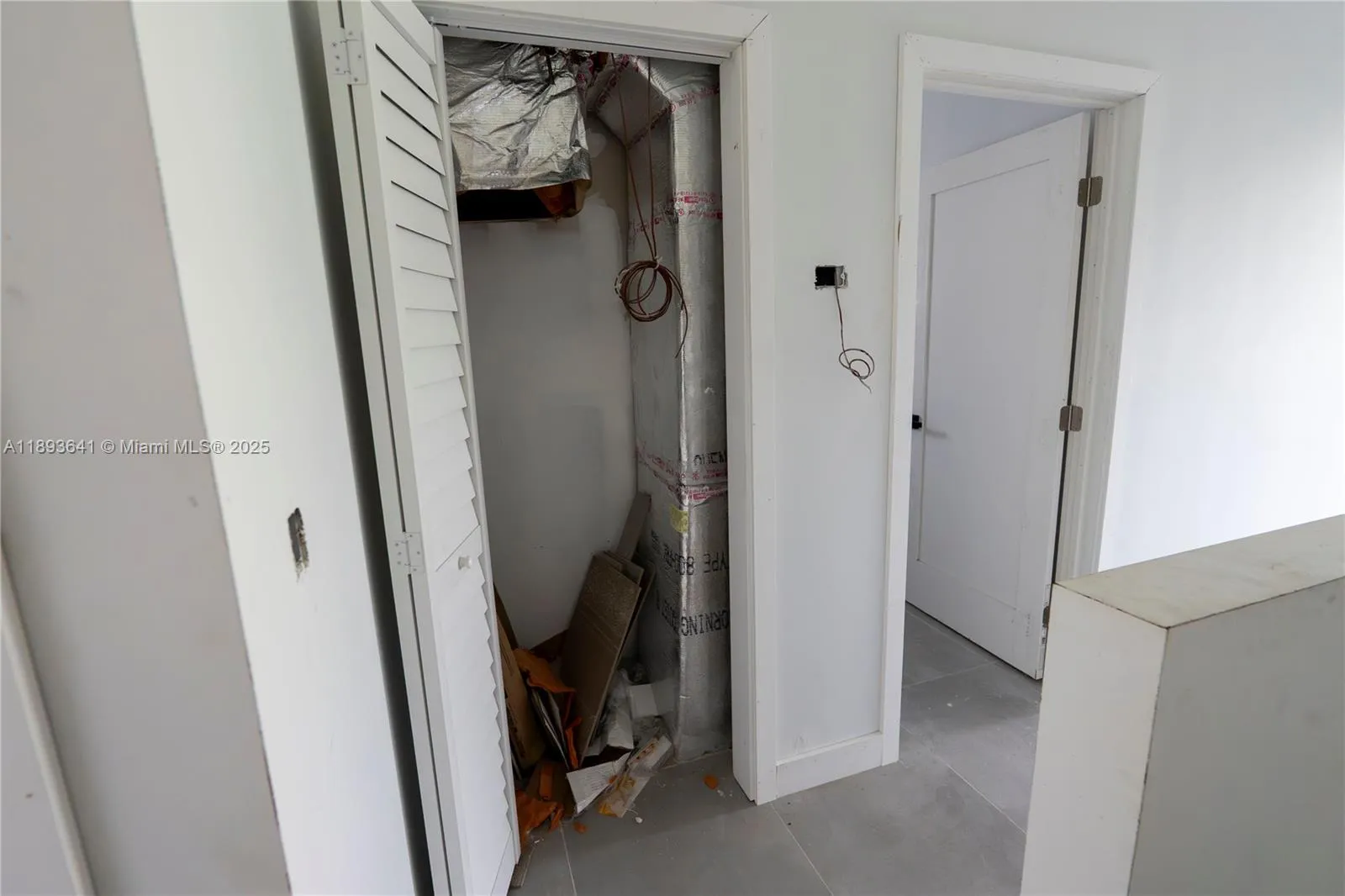 10290 Sw 174th Ter, Miami, Florida 33157, Miami, Florida 33157, ,Residential Income,For Sale,10290 Sw 174th Ter, Miami, Florida 33157,A11893641