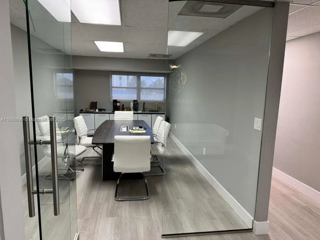 5245 Nw 36th St 230, Miami Springs, Florida 33166, Miami Springs, Florida 33166, ,Commercial Lease,For Rent,5245 Nw 36th St 230, Miami Springs, Florida 33166,A11893690