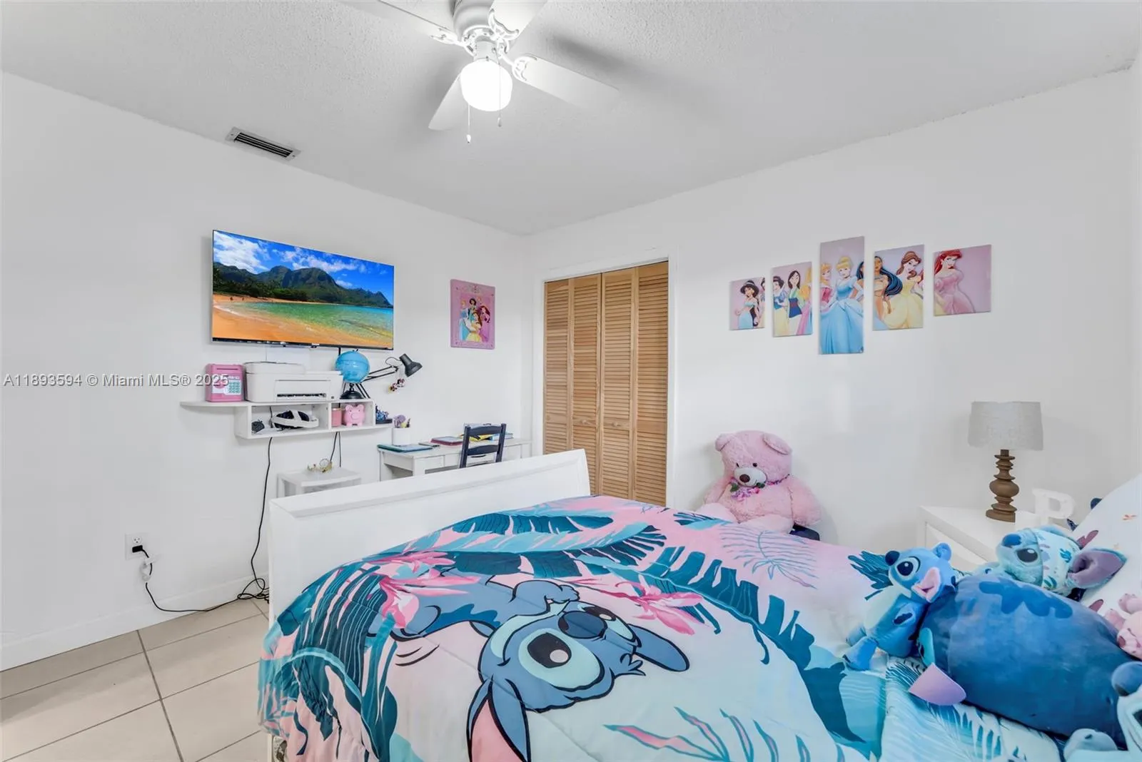 8820 Sw 27th St, Miami, Florida 33165, Miami, Florida 33165, ,Residential Income,For Sale,8820 Sw 27th St, Miami, Florida 33165,A11893594