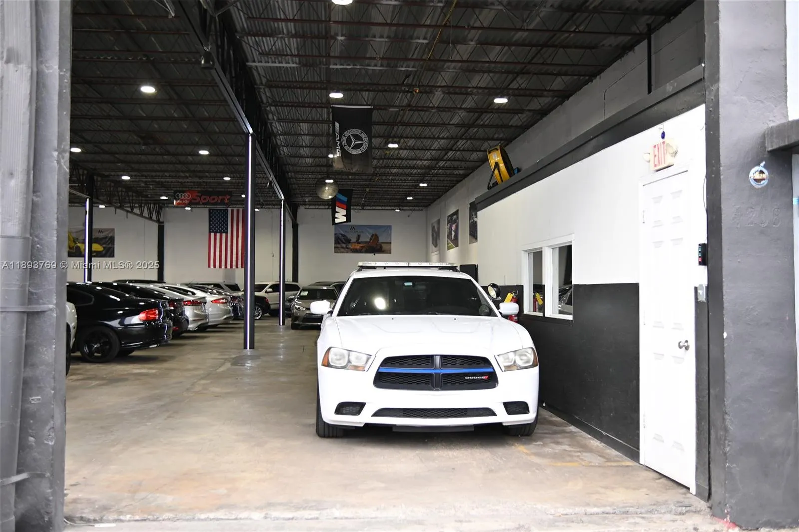 4200 Nw 72nd Ave, Miami, Florida 33166, Miami, Florida 33166, ,Commercial Sale,For Sale,4200 Nw 72nd Ave, Miami, Florida 33166,A11893769