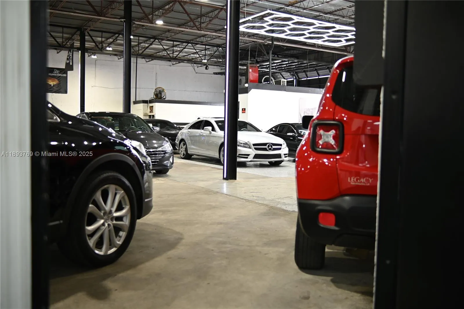 4200 Nw 72nd Ave, Miami, Florida 33166, Miami, Florida 33166, ,Commercial Sale,For Sale,4200 Nw 72nd Ave, Miami, Florida 33166,A11893769