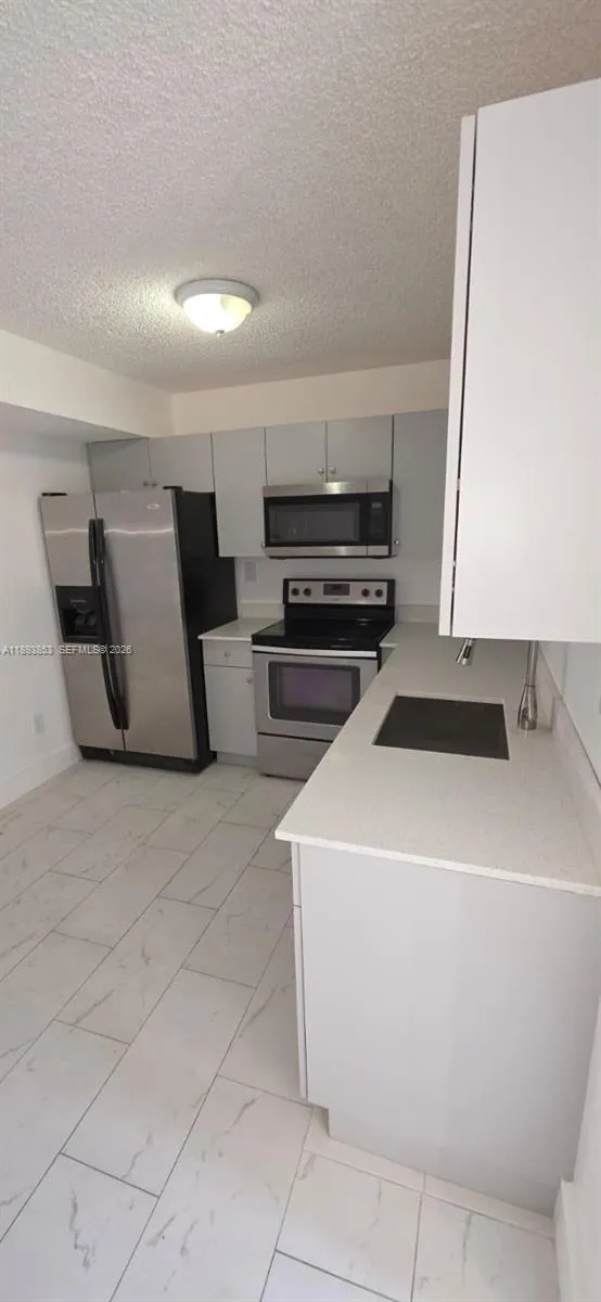 15389 S Dixie Hwy 45 Hwy 45, Palmetto Bay, Florida, Palmetto Bay, Florida 33157, 2 Bedrooms Bedrooms, ,1 BathroomBathrooms,Residential Lease,For Rent,15389 S Dixie Hwy 45 Hwy 45, Palmetto Bay, Florida,A11893853