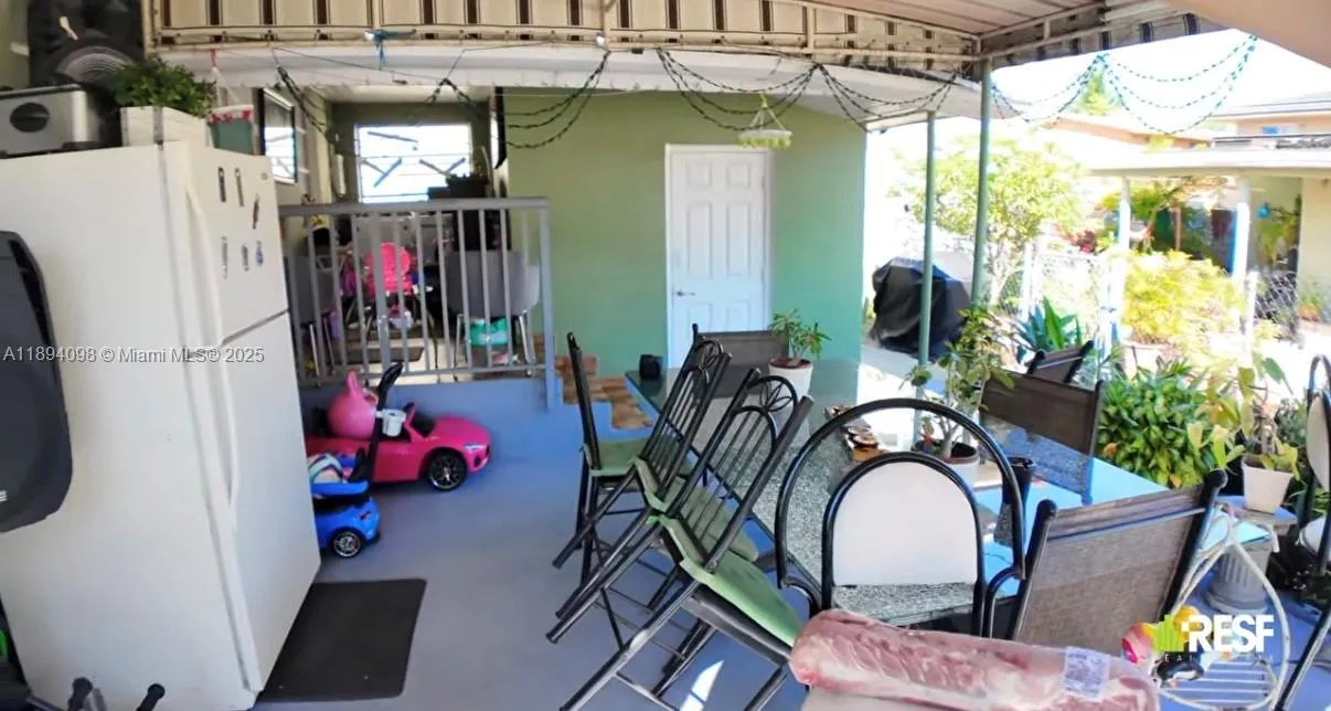 155 W 26th St, Hialeah, Florida 33010, Hialeah, Florida 33010, ,Residential Income,For Sale,155 W 26th St, Hialeah, Florida 33010,A11894098