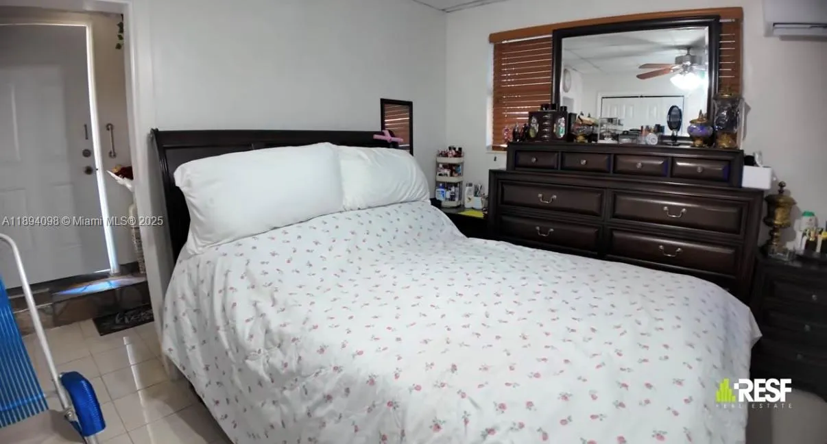 155 W 26th St, Hialeah, Florida 33010, Hialeah, Florida 33010, ,Residential Income,For Sale,155 W 26th St, Hialeah, Florida 33010,A11894098