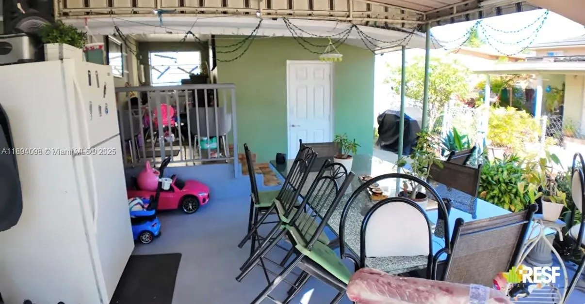 155 W 26th St, Hialeah, Florida 33010, Hialeah, Florida 33010, ,Residential Income,For Sale,155 W 26th St, Hialeah, Florida 33010,A11894098