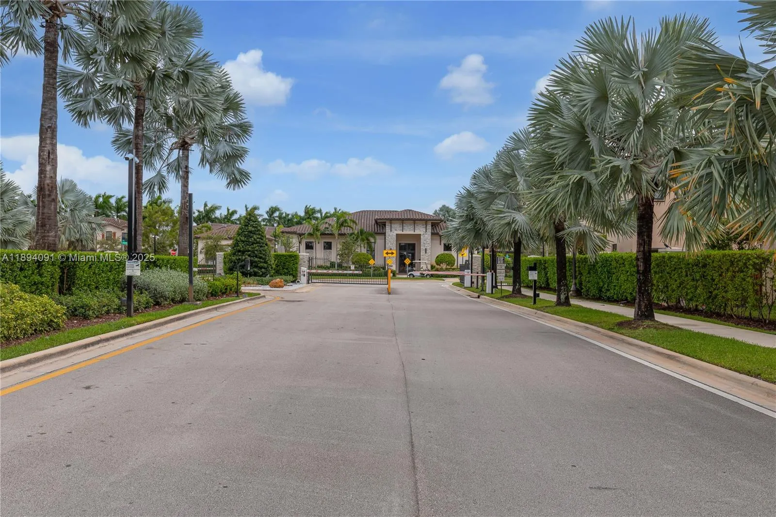 24887 Sw 113th Pl, Homestead, Florida 33032, Homestead, Florida 33032, 3 Bedrooms Bedrooms, ,2 BathroomsBathrooms,Residential,For Sale,24887 Sw 113th Pl, Homestead, Florida 33032,A11894091