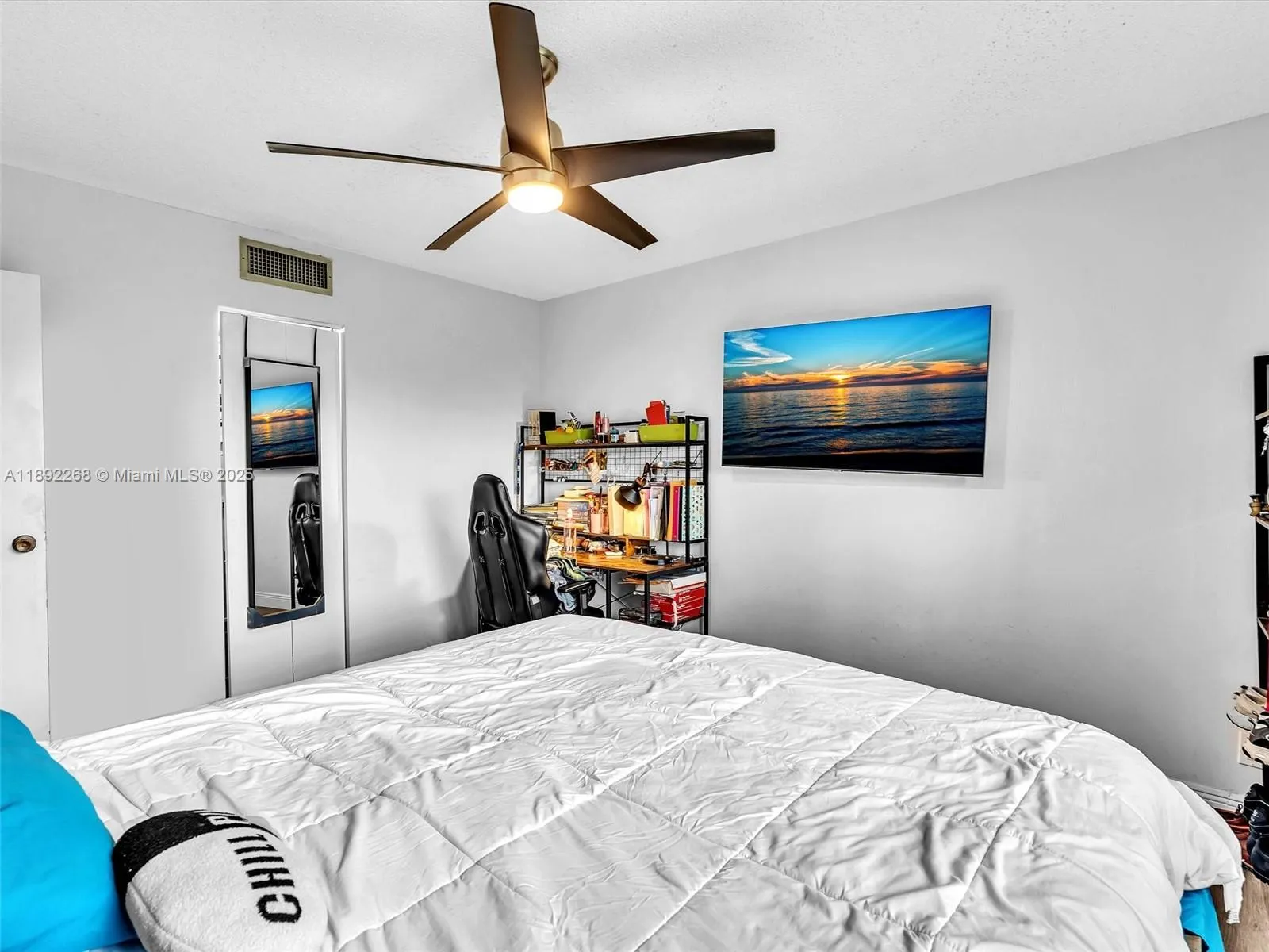 6061 N Falls Cir Dr 407, Lauderhill, Florida 33319, Lauderhill, Florida 33319, 3 Bedrooms Bedrooms, ,2 BathroomsBathrooms,Residential,For Sale,6061 N Falls Cir Dr 407, Lauderhill, Florida 33319,A11892268