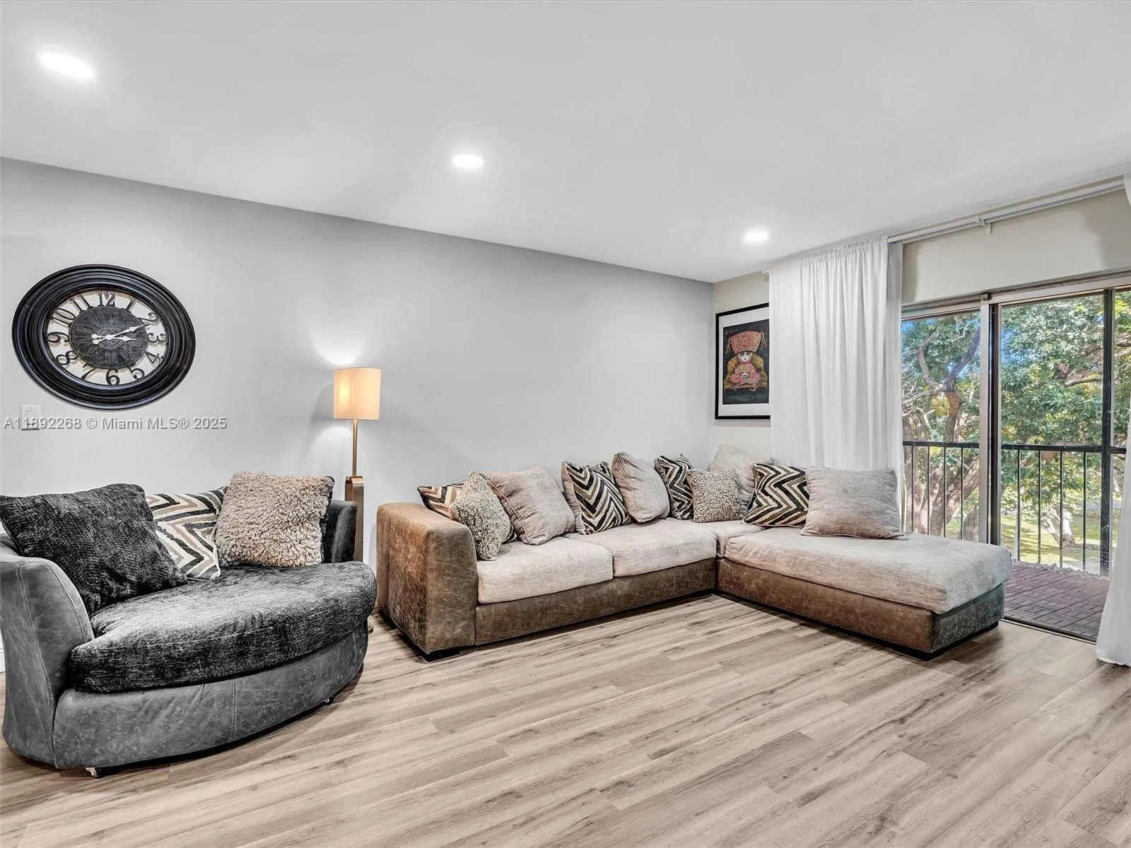 6061 N Falls Cir Dr 407, Lauderhill, Florida 33319, Lauderhill, Florida 33319, 3 Bedrooms Bedrooms, ,2 BathroomsBathrooms,Residential,For Sale,6061 N Falls Cir Dr 407, Lauderhill, Florida 33319,A11892268