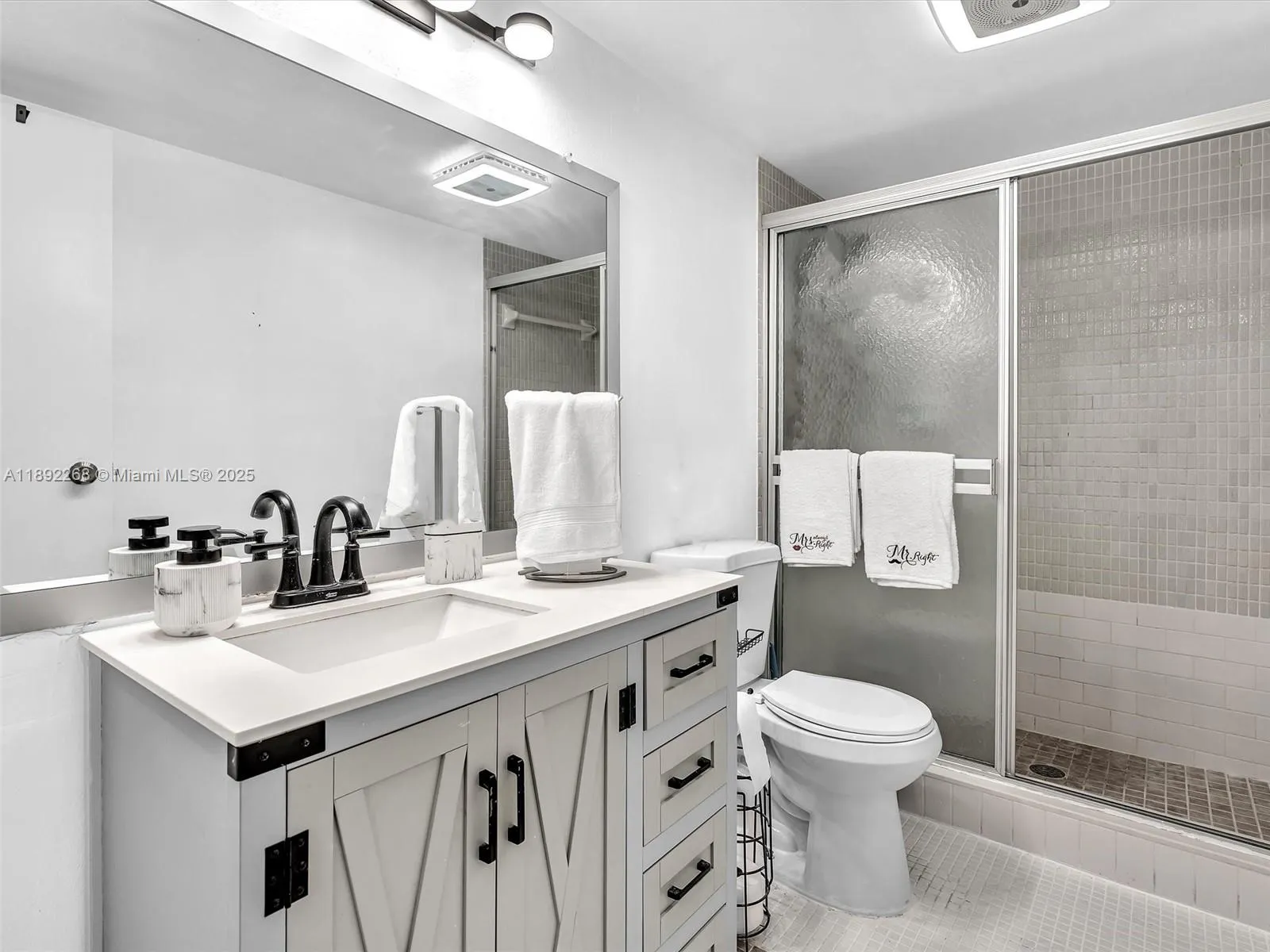 6061 N Falls Cir Dr 407, Lauderhill, Florida 33319, Lauderhill, Florida 33319, 3 Bedrooms Bedrooms, ,2 BathroomsBathrooms,Residential,For Sale,6061 N Falls Cir Dr 407, Lauderhill, Florida 33319,A11892268