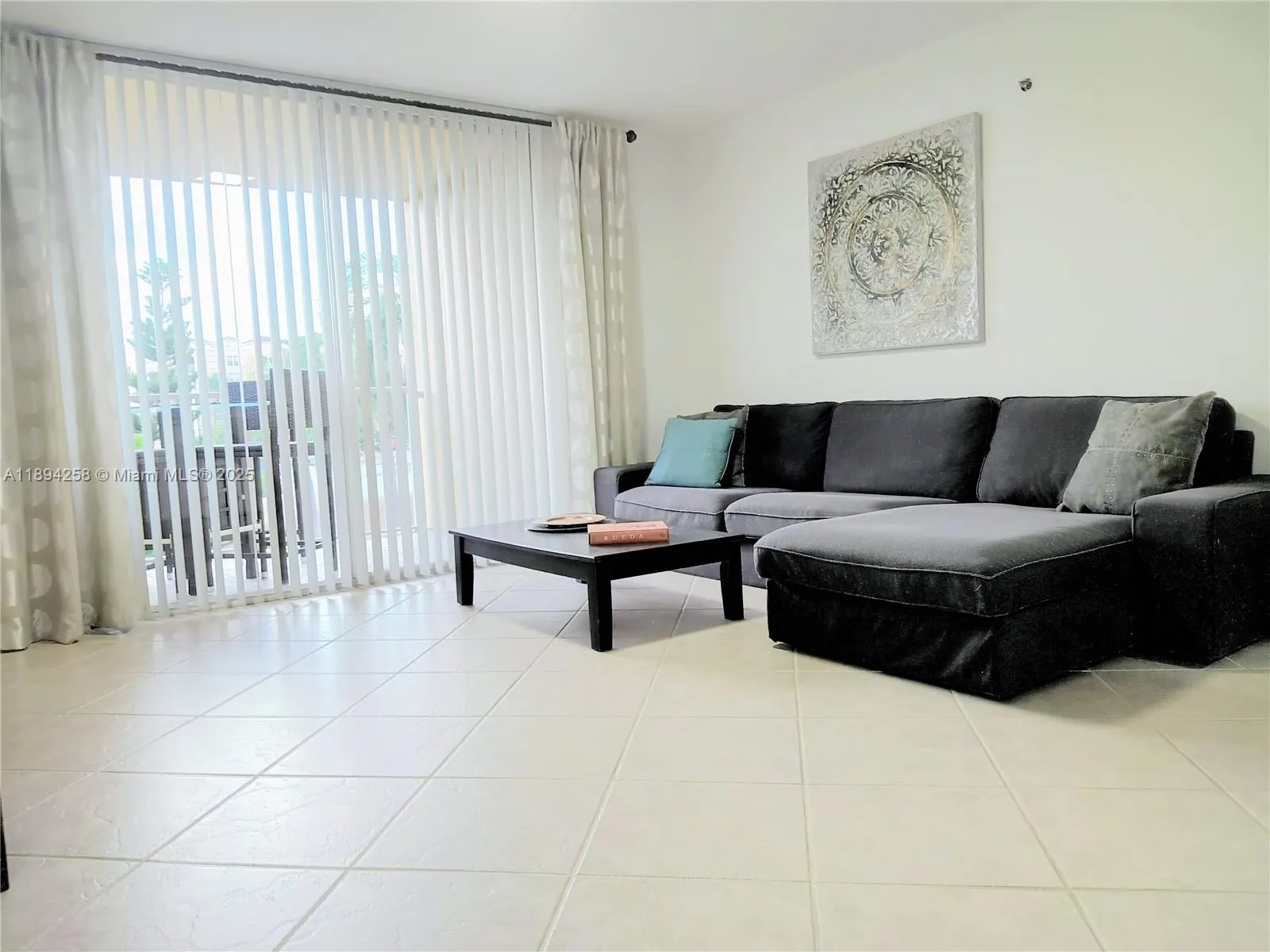 Aventura, Florida 33180, 1 Bedroom Bedrooms, ,1 BathroomBathrooms,Residential Lease,For Rent,A11894258