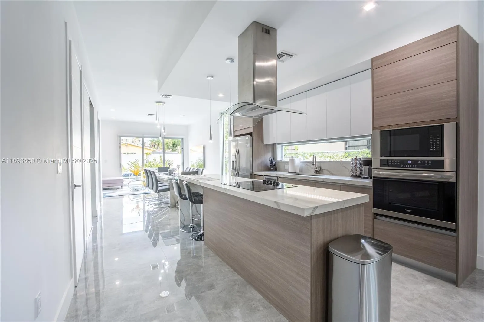 3461 Sw 25th St B, Miami, Florida 33133, Miami, Florida 33133, 4 Bedrooms Bedrooms, ,3 BathroomsBathrooms,Residential Lease,For Rent,3461 Sw 25th St B, Miami, Florida 33133,A11893650