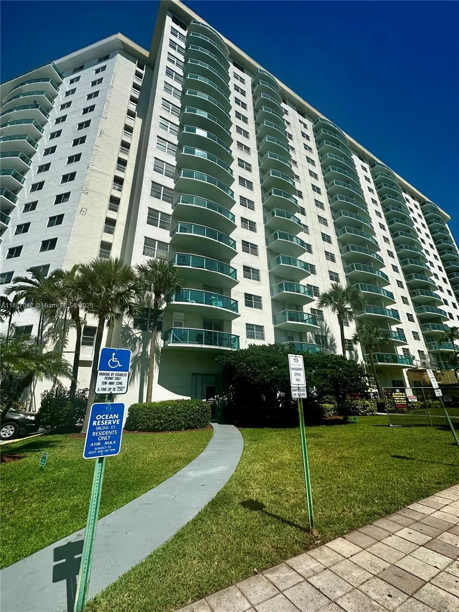 19370 Collins Ave Cu-6, Sunny Isles Beach, Florida, Sunny Isles Beach, Florida 33160, ,Commercial Lease,For Rent,19370 Collins Ave Cu-6, Sunny Isles Beach, Florida,A11887042