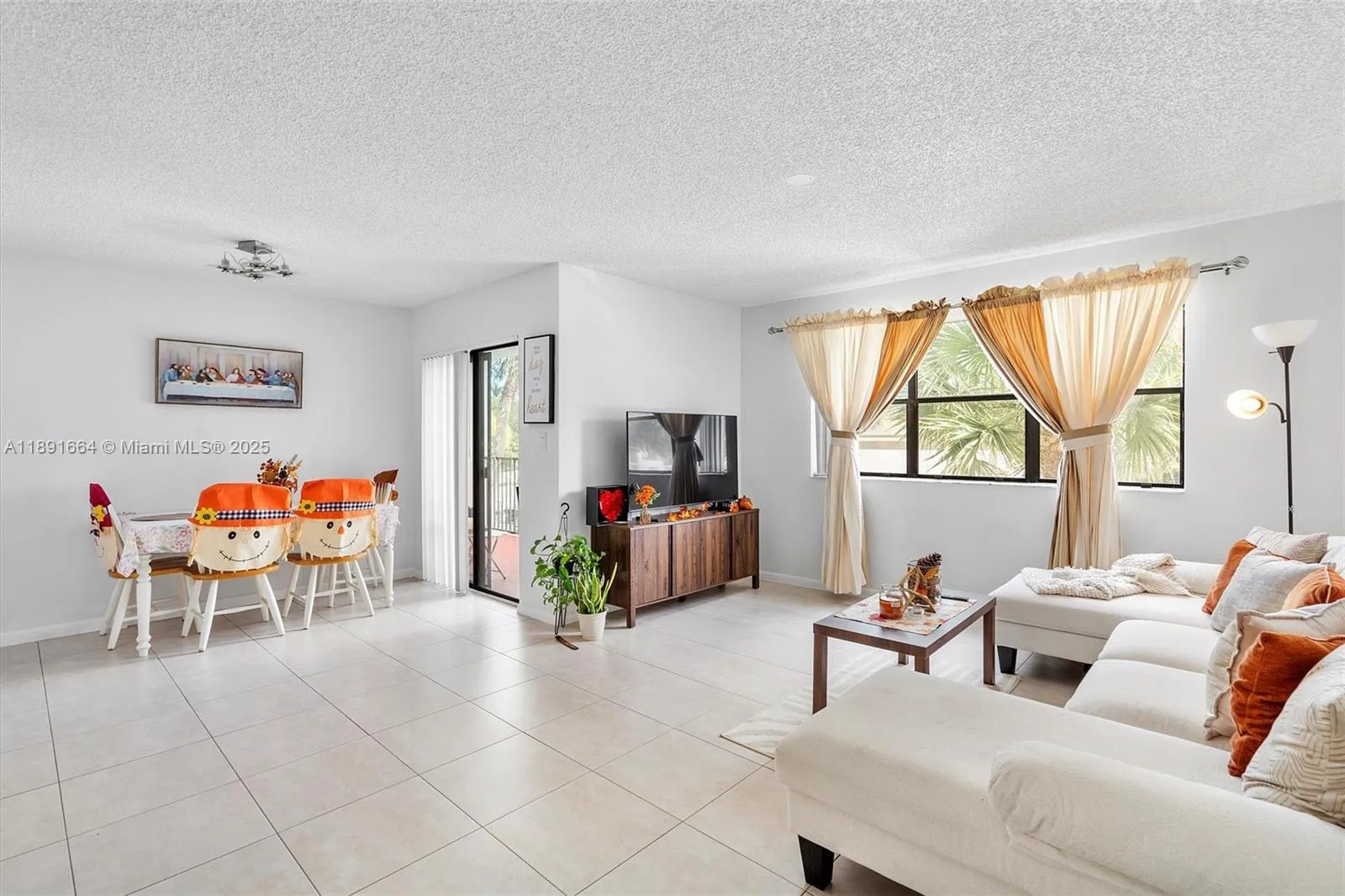 510 S Park Rd 25-10, Hollywood, Florida 33021, Hollywood, Florida 33021, 1 Bedroom Bedrooms, ,1 BathroomBathrooms,Residential,For Sale,510 S Park Rd 25-10, Hollywood, Florida 33021,A11891664