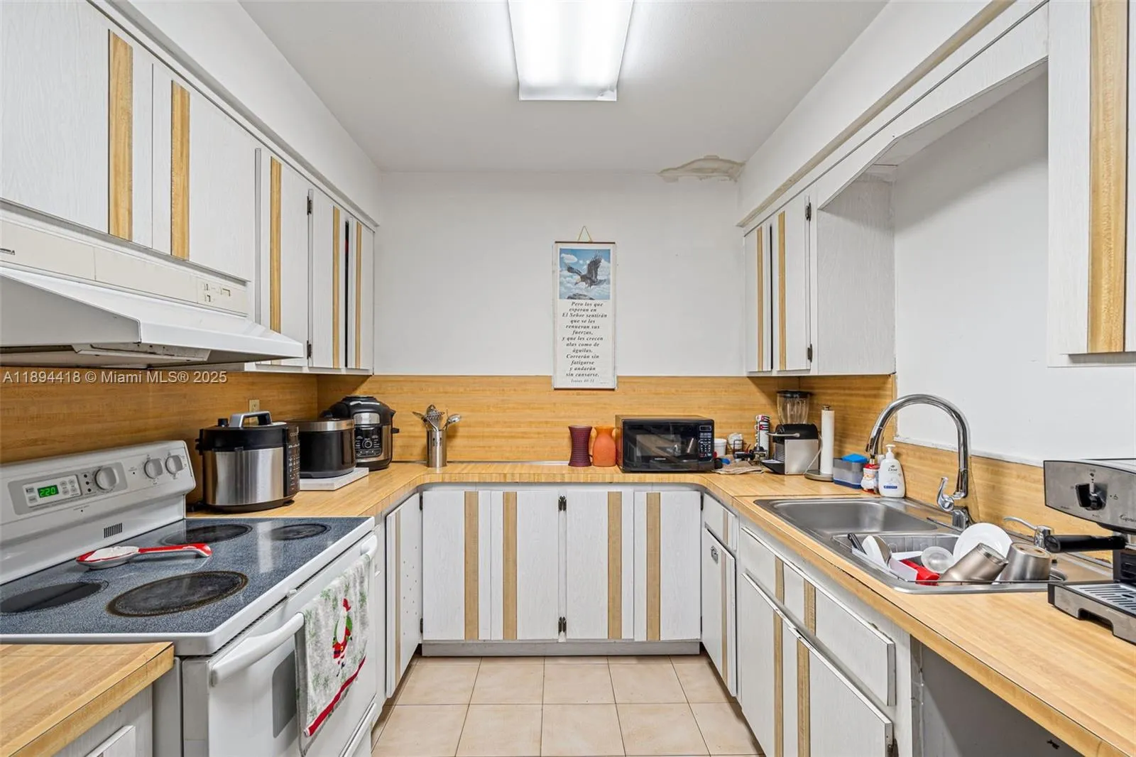 Miami, Florida 33172, ,Residential Income,For Sale,A11894418