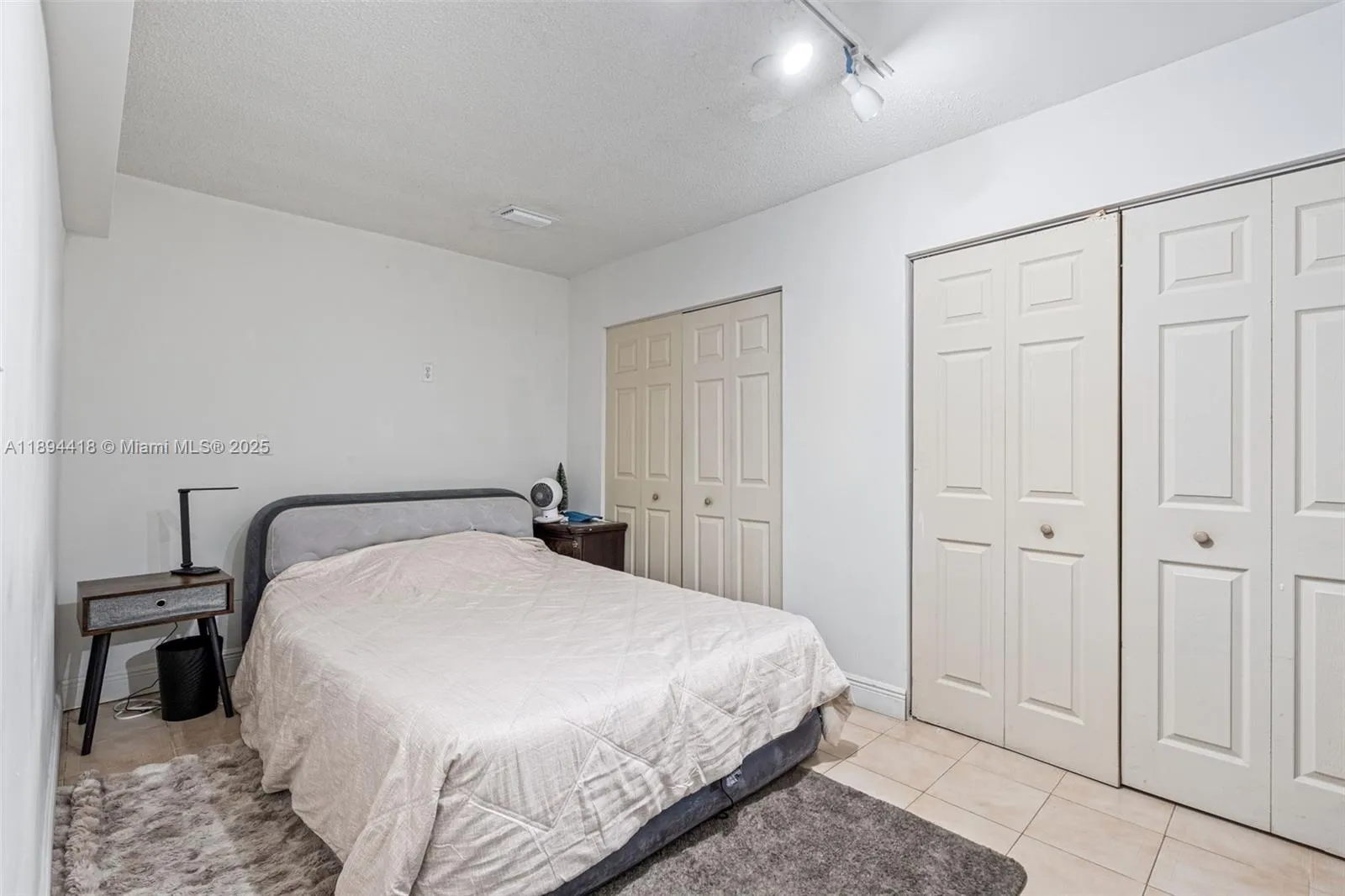 Miami, Florida 33172, ,Residential Income,For Sale,A11894418