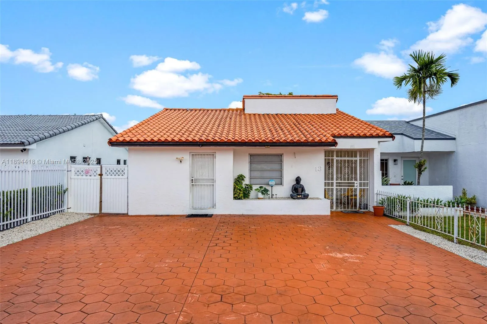 Miami, Florida 33172, ,Residential Income,For Sale,A11894418