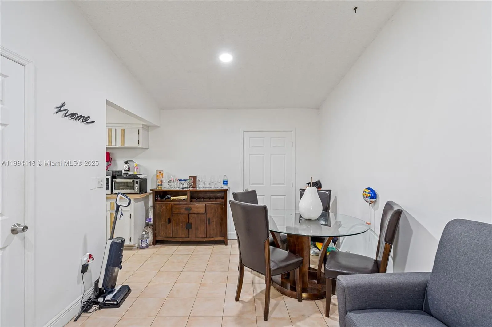 Miami, Florida 33172, ,Residential Income,For Sale,A11894418