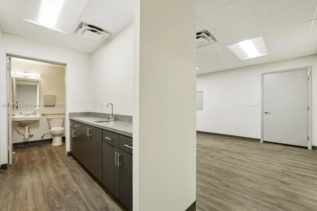 2273 Nw 82nd Ave 2293, Doral, Florida 33122, Doral, Florida 33122, ,Commercial Lease,For Rent,2273 Nw 82nd Ave 2293, Doral, Florida 33122,A11877181