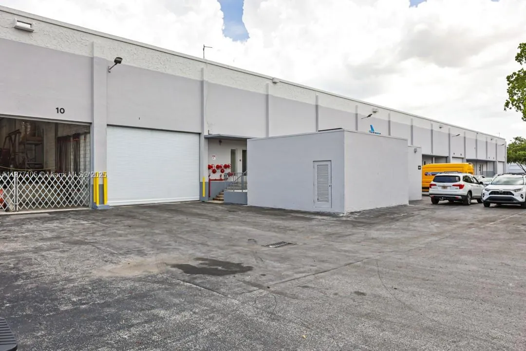 1700 Nw 82nd Ave 1820, Doral, Florida 33126, Doral, Florida 33126, ,Commercial Lease,For Rent,1700 Nw 82nd Ave 1820, Doral, Florida 33126,A11877105