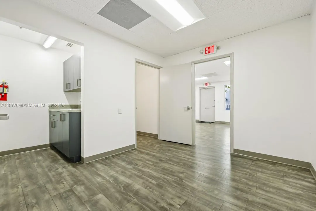 2273 Nw 82nd Ave 7995-7999, Doral, Florida 33122, Doral, Florida 33122, ,Commercial Lease,For Rent,2273 Nw 82nd Ave 7995-7999, Doral, Florida 33122,A11877099