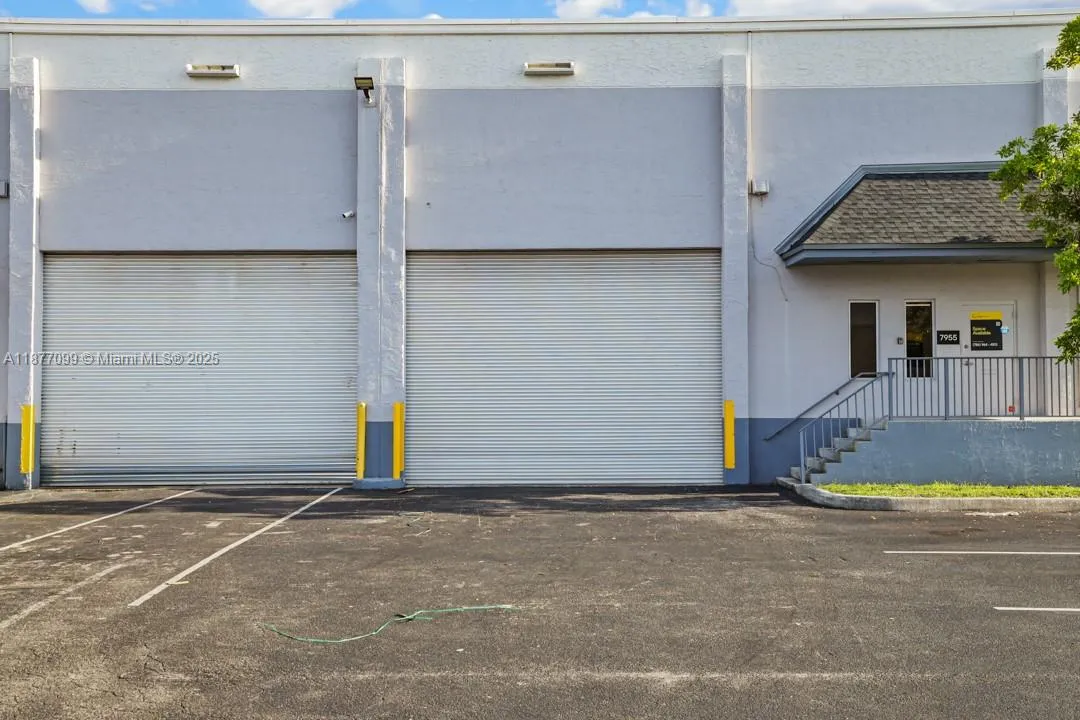 2273 Nw 82nd Ave 7995-7999, Doral, Florida 33122, Doral, Florida 33122, ,Commercial Lease,For Rent,2273 Nw 82nd Ave 7995-7999, Doral, Florida 33122,A11877099