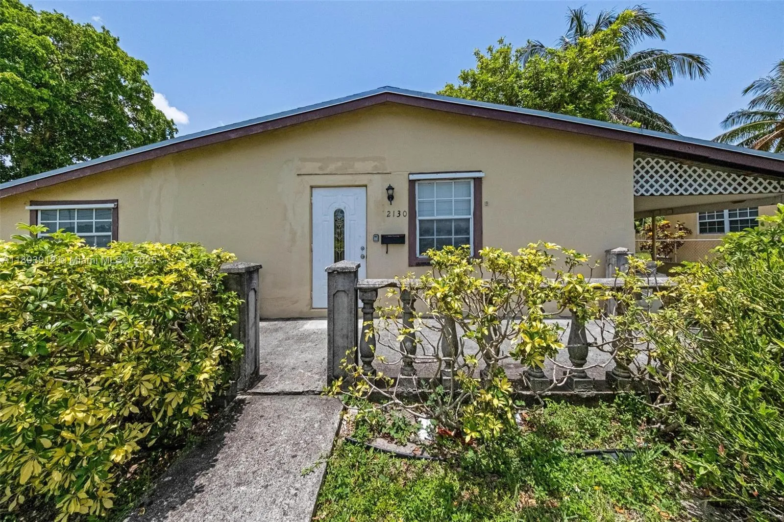 2130 Acapulco Dr, Miramar, Florida 33023, Miramar, Florida 33023, 3 Bedrooms Bedrooms, 6 Rooms Rooms,2 BathroomsBathrooms,Residential,For Sale,2130 Acapulco Dr, Miramar, Florida 33023,A11893912